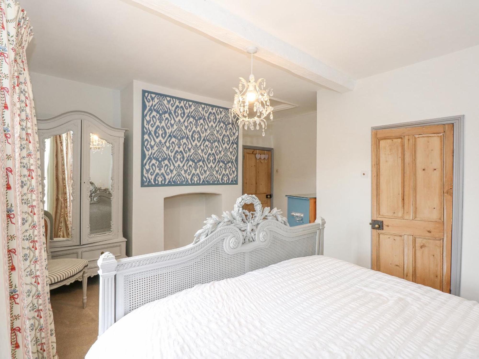 Malthouse Farm Villa Хийчам Екстериор снимка