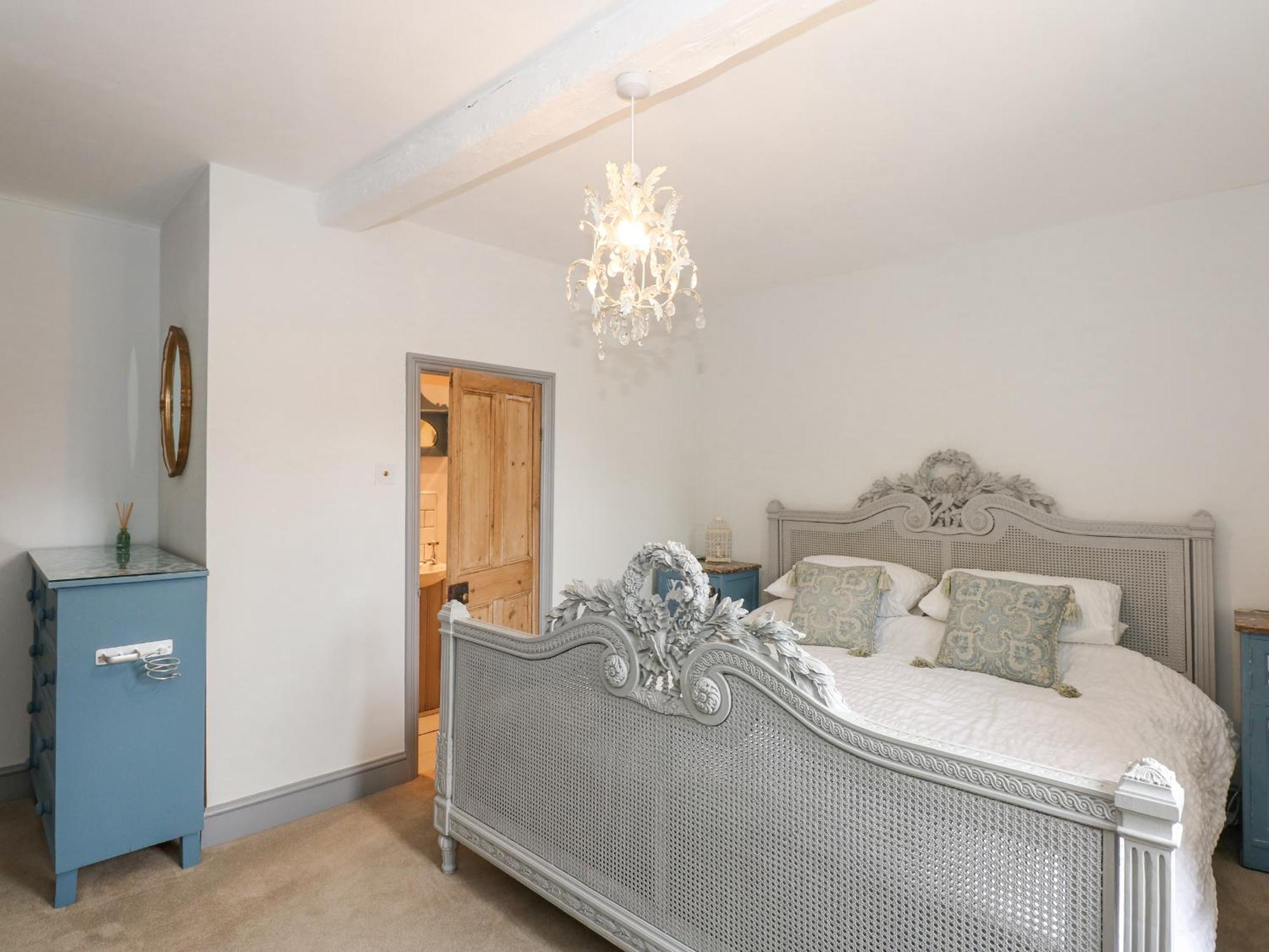 Malthouse Farm Villa Хийчам Екстериор снимка