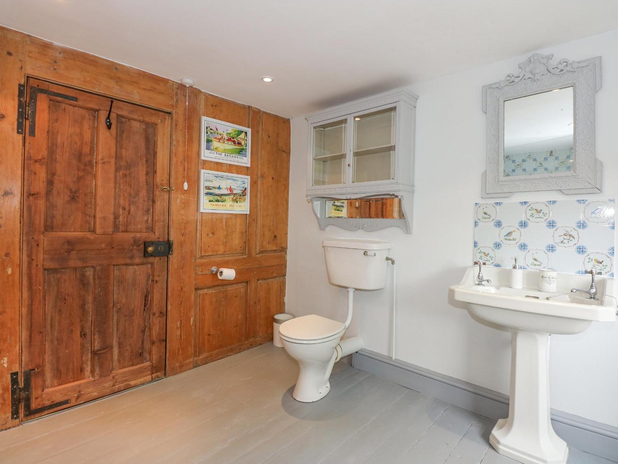 Malthouse Farm Villa Хийчам Екстериор снимка
