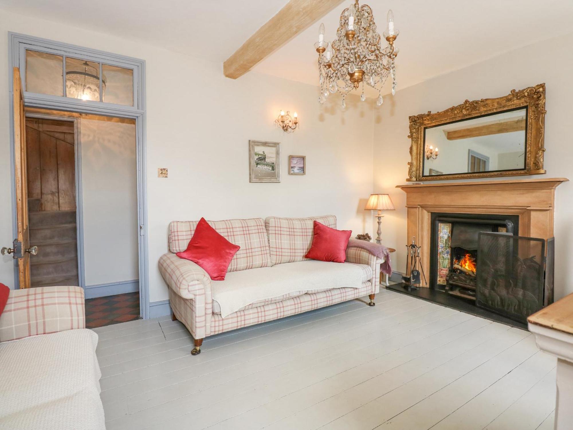 Malthouse Farm Villa Хийчам Екстериор снимка
